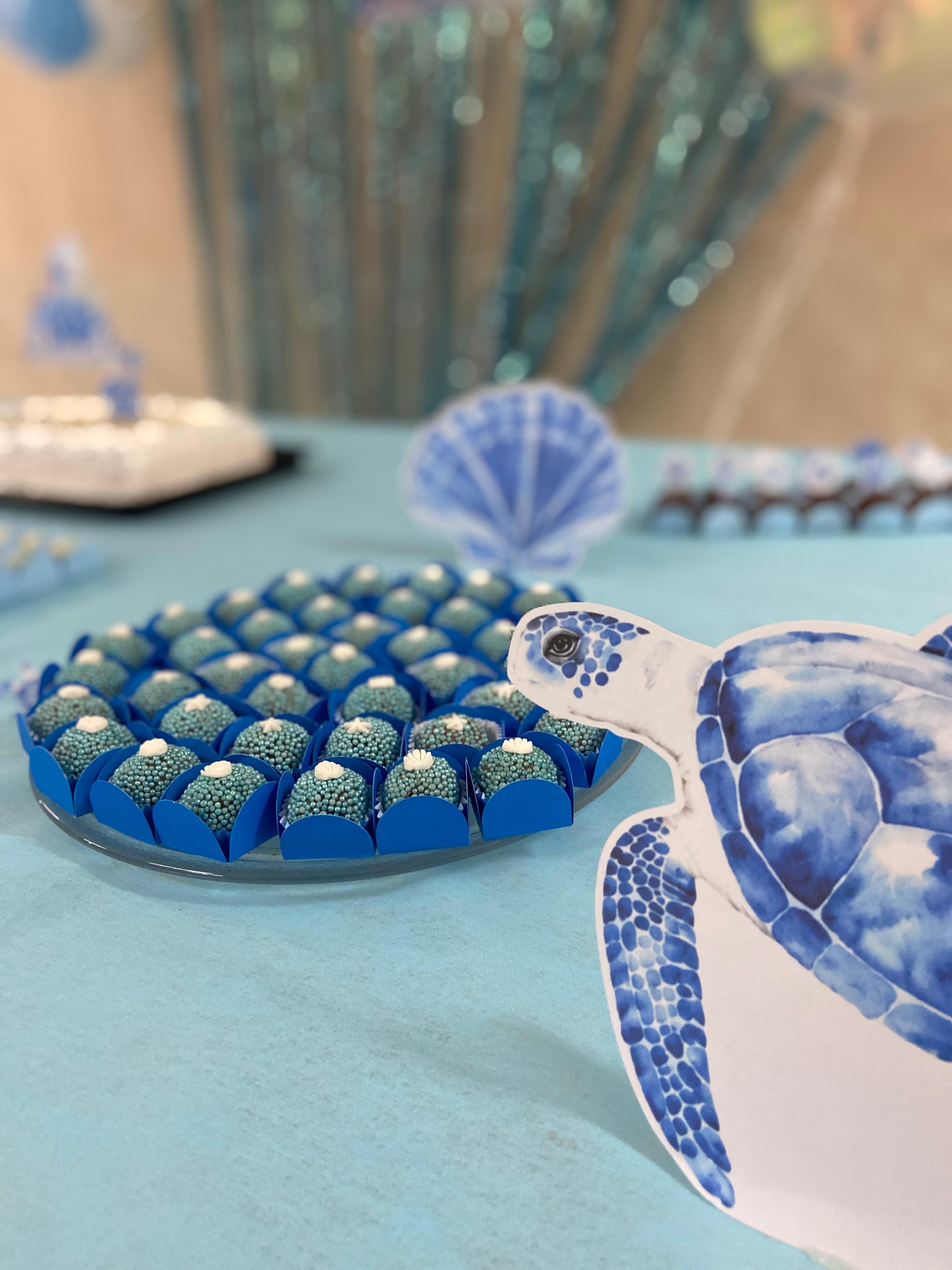 Brigadeiros personalizados no tema oceano